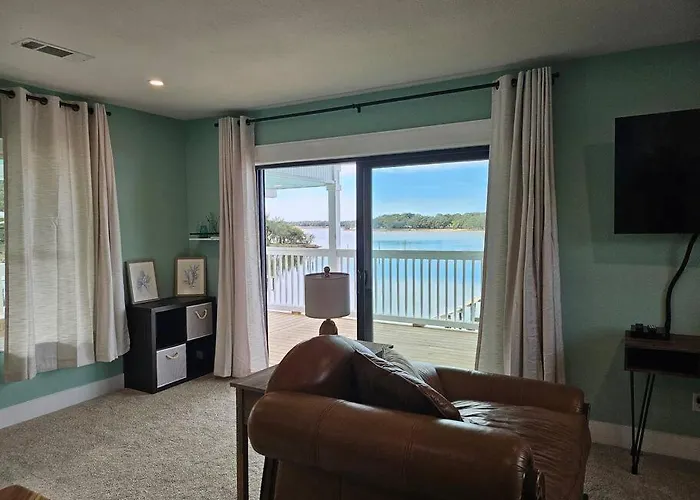 Waterfront Retreat Pensacola